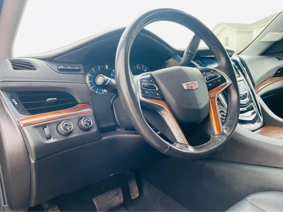 2016 Cadillac Escalade 4th Gen - Image 8 of 16