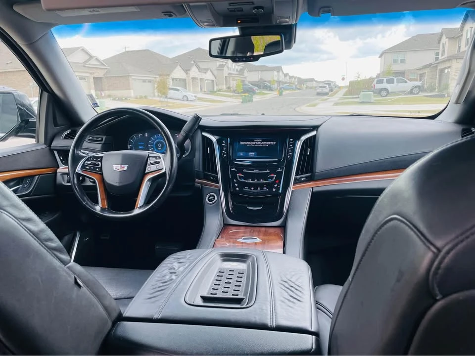 2016 Cadillac Escalade 4th Gen - Image 10 of 16