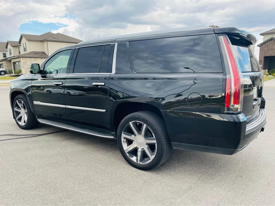 2016 Cadillac Escalade 4th Gen - Image 5 of 16