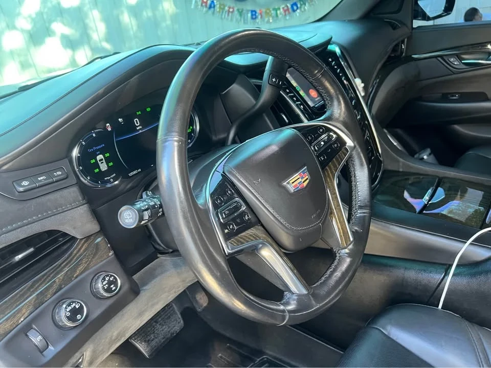 2016 Cadillac Escalade 4th Gen - Image 18 of 20