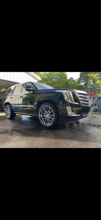 2016 Cadillac Escalade 4th Gen - Image 3 of 5