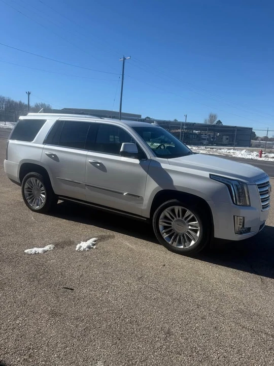 2016 Cadillac Escalade 4th Gen - Image 3 of 18