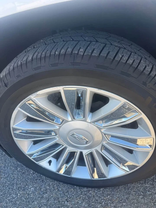 2016 Cadillac Escalade 4th Gen - Image 15 of 18