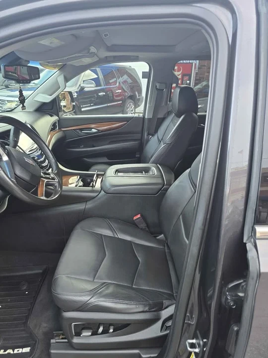 2016 Cadillac Escalade 4th Gen - Image 4 of 8
