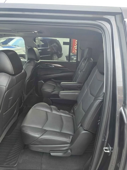 2016 Cadillac Escalade 4th Gen - Image 5 of 8