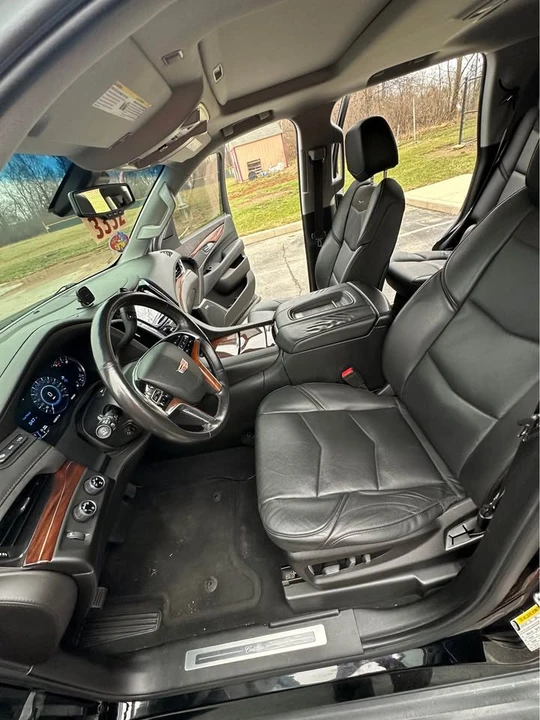2016 Cadillac Escalade 4th Gen - Image 4 of 13