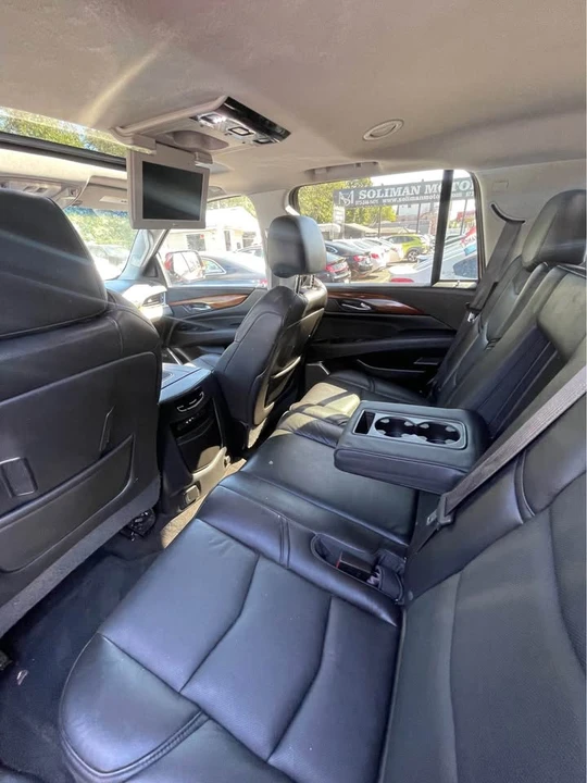 2016 Cadillac Escalade 4th Gen - Image 13 of 19