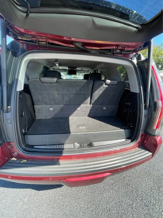2016 Cadillac Escalade 4th Gen - Image 17 of 19