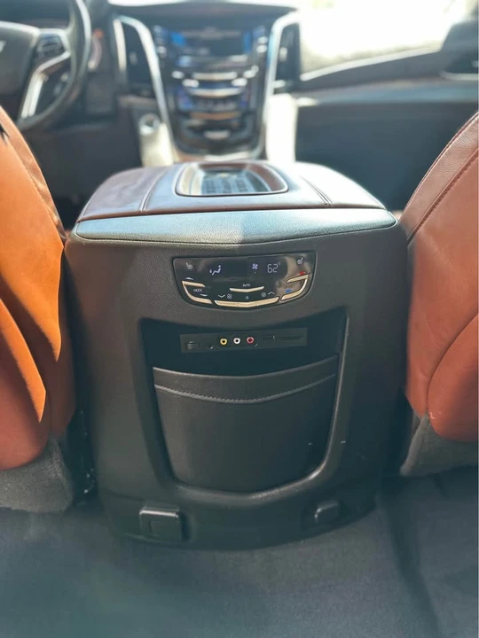 2016 Cadillac Escalade 4th Gen - Image 8 of 16