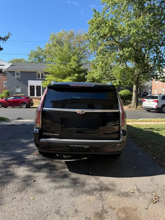 2016 Cadillac Escalade 4th Gen - Image 6 of 11