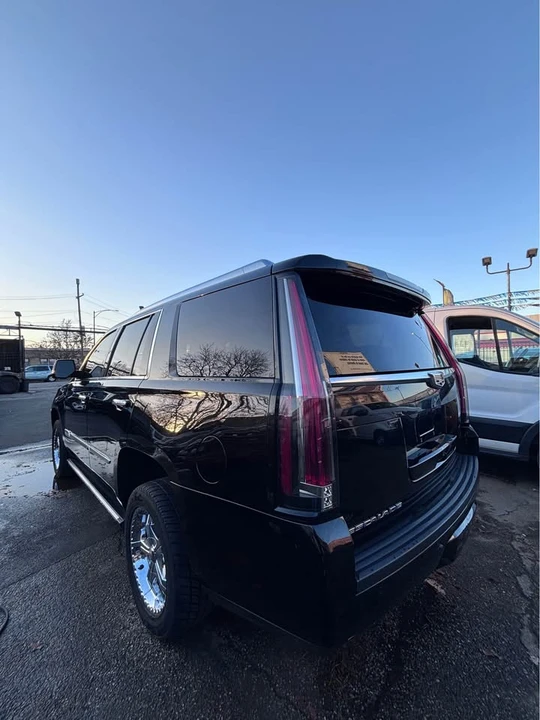 2016 Cadillac Escalade 4th Gen - Image 8 of 8