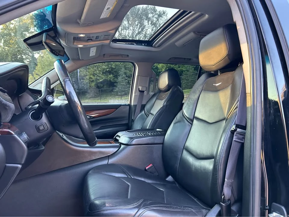 2016 Cadillac Escalade 4th Gen - Image 9 of 17