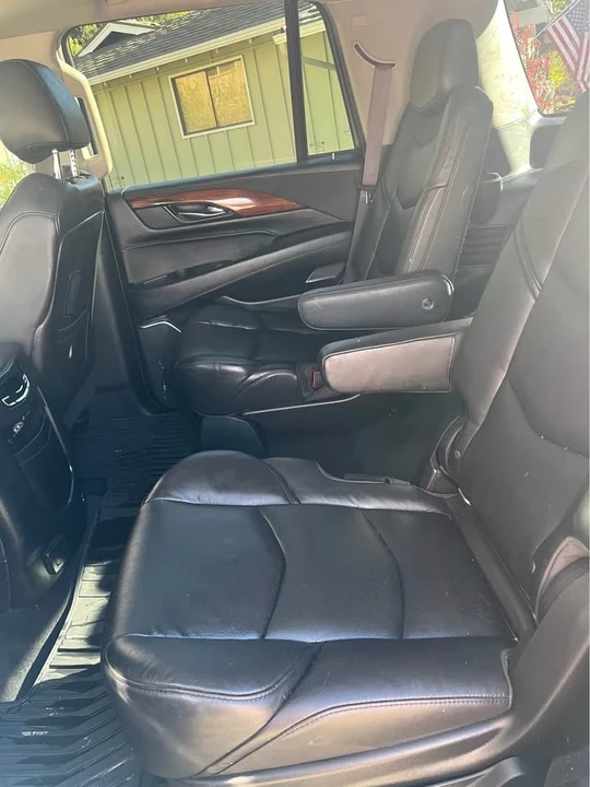 2016 Cadillac Escalade 4th Gen - Image 15 of 15