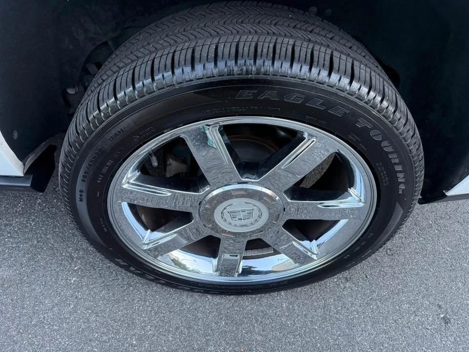 2016 Cadillac Escalade 4th Gen - Image 13 of 13