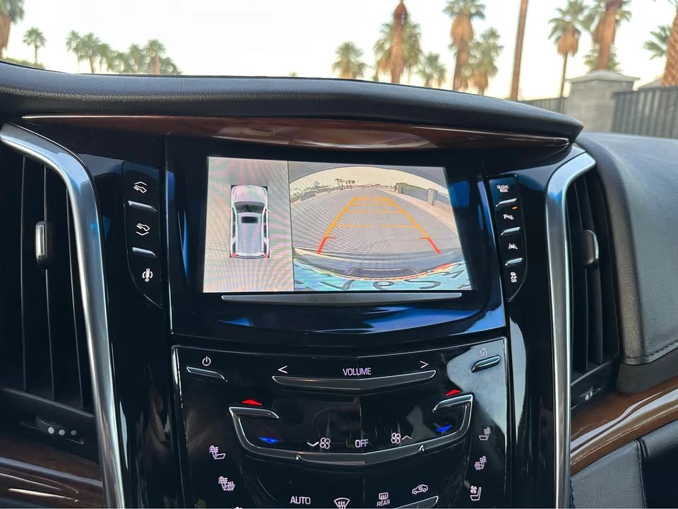 2016 Cadillac Escalade 4th Gen - Image 14 of 18