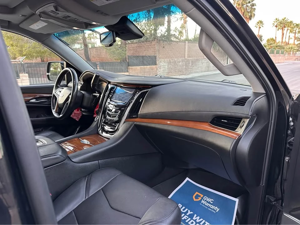 2016 Cadillac Escalade 4th Gen - Image 9 of 18