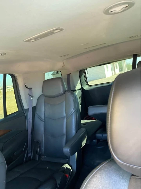 2016 Cadillac Escalade 4th Gen - Image 2 of 6