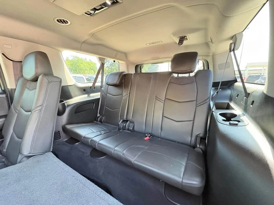 2016 Cadillac Escalade 4th Gen - Image 9 of 9