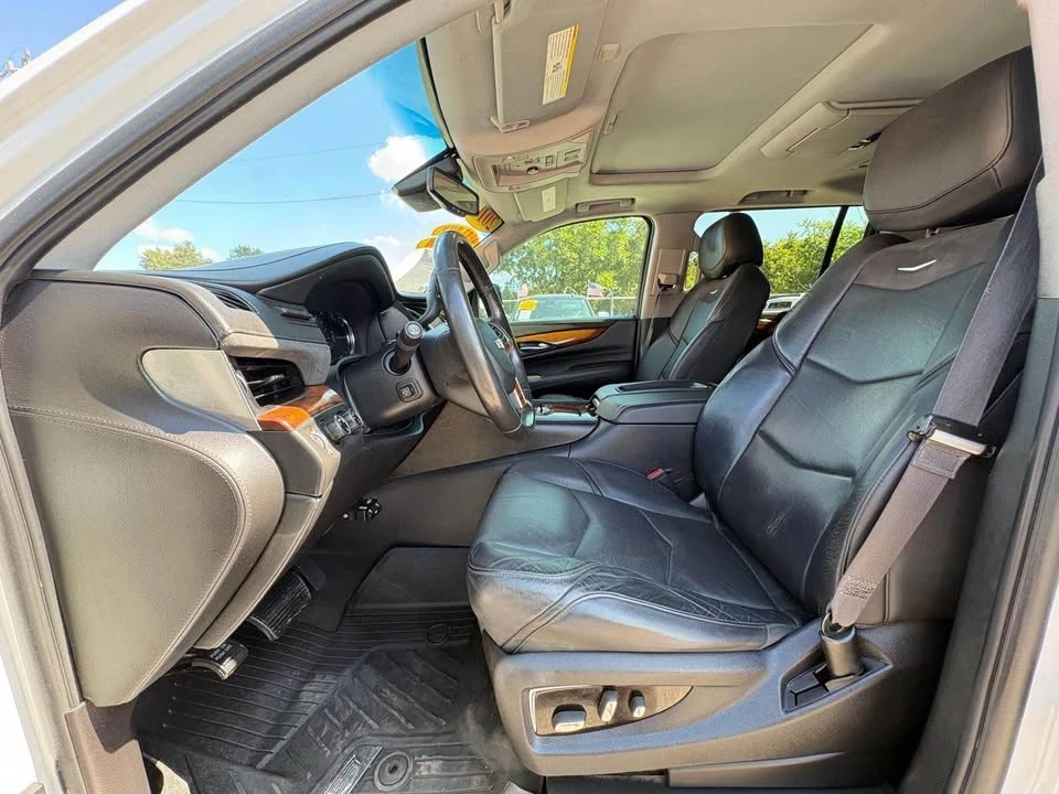 2016 Cadillac Escalade 4th Gen - Image 5 of 9