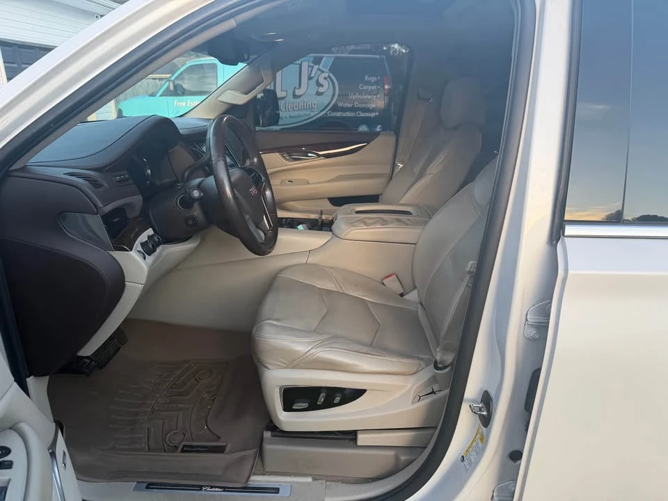 2016 Cadillac Escalade 4th Gen - Image 7 of 9