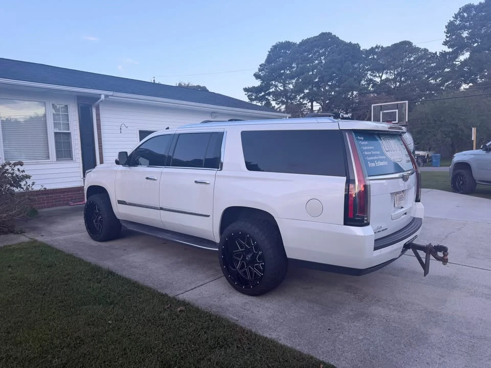 2016 Cadillac Escalade 4th Gen - Image 4 of 9