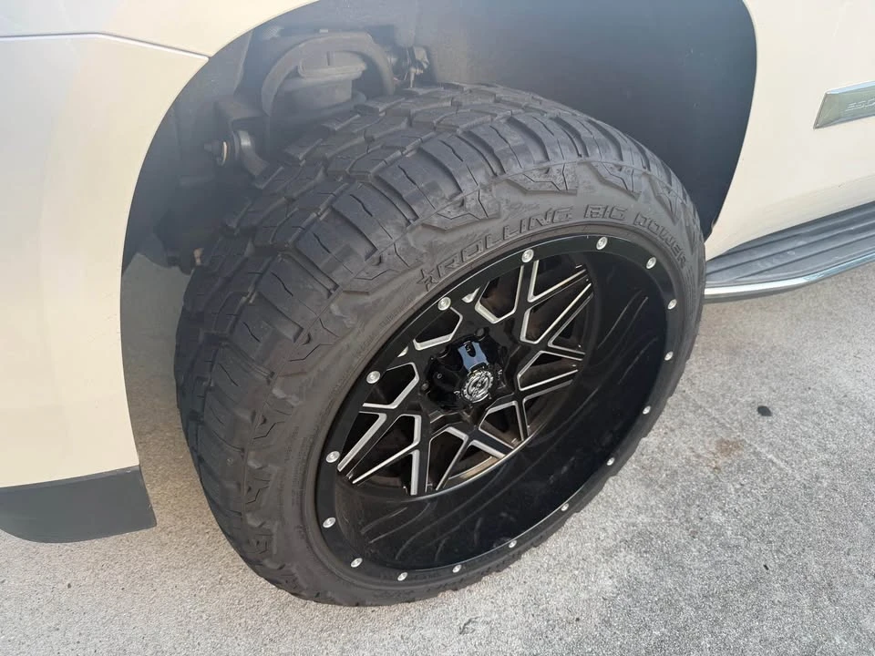 2016 Cadillac Escalade 4th Gen - Image 6 of 9