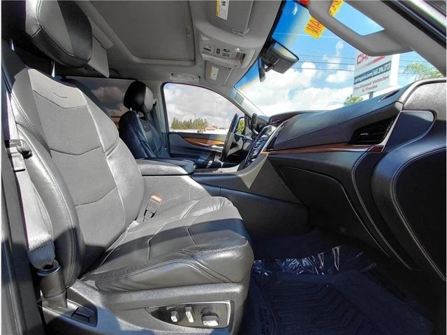 2016 Cadillac Escalade 4th Gen - Image 19 of 20