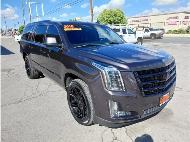 2016 Cadillac Escalade 4th Gen - Image 3 of 20
