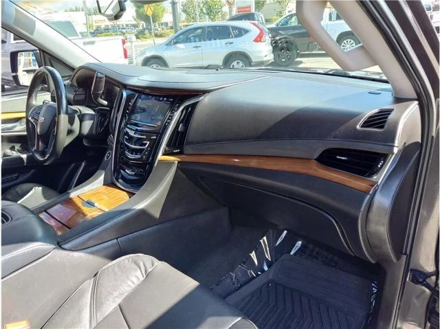 2016 Cadillac Escalade 4th Gen - Image 18 of 20