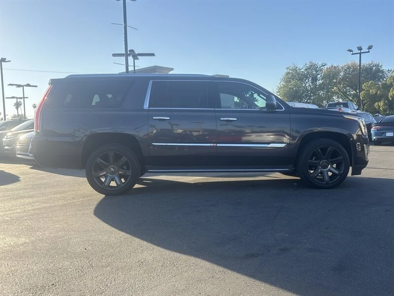 2016 Cadillac Escalade 4th Gen - Image 8 of 19