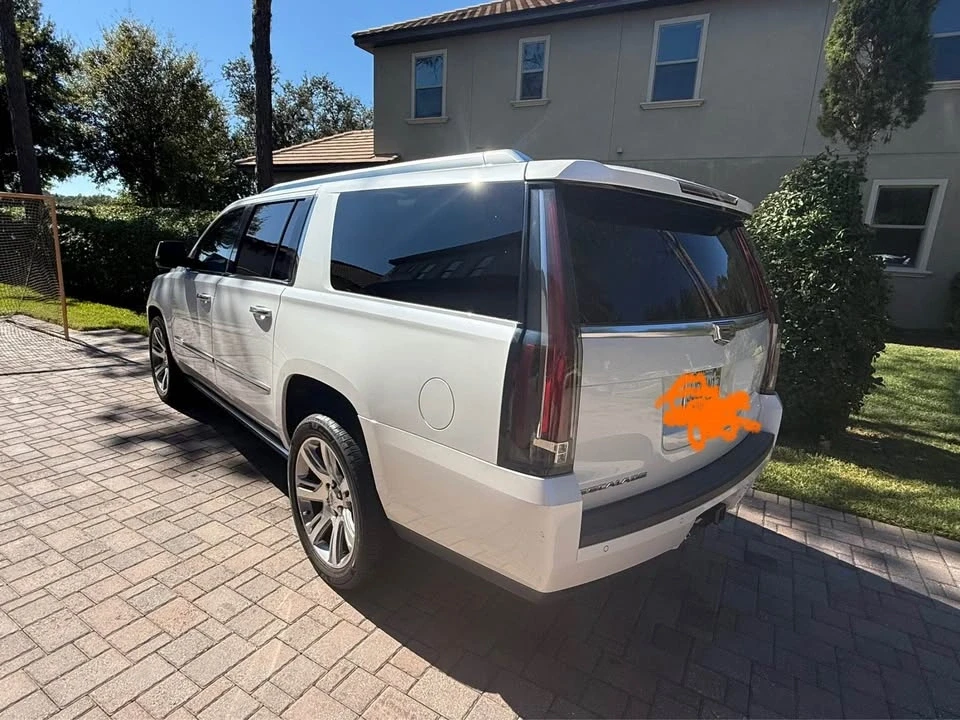 2016 Cadillac Escalade 4th Gen - Image 11 of 13