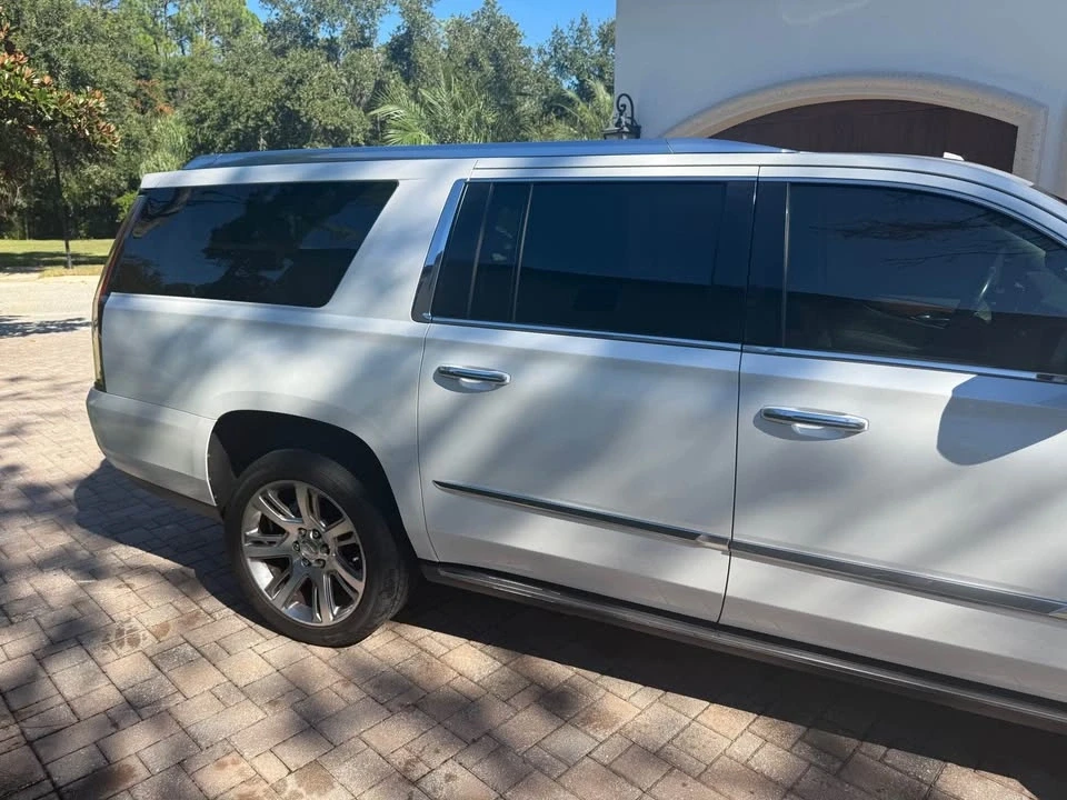 2016 Cadillac Escalade 4th Gen - Image 2 of 13
