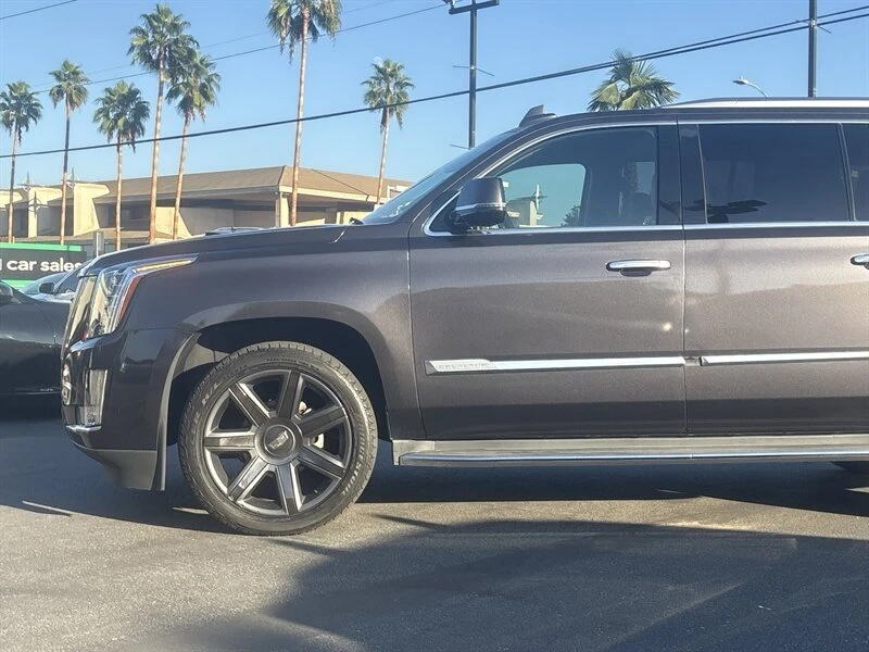 2016 Cadillac Escalade 4th Gen - Image 2 of 19