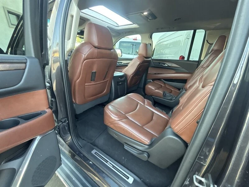 2016 Cadillac Escalade 4th Gen - Image 15 of 19