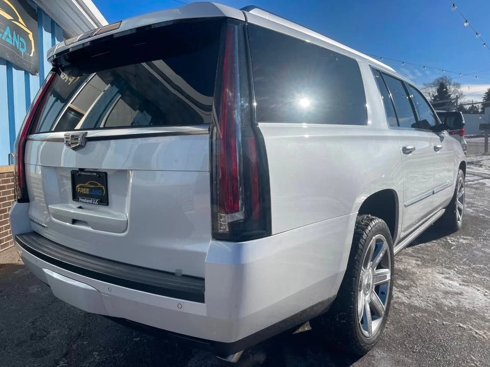 2016 Cadillac Escalade 4th Gen - Image 10 of 19