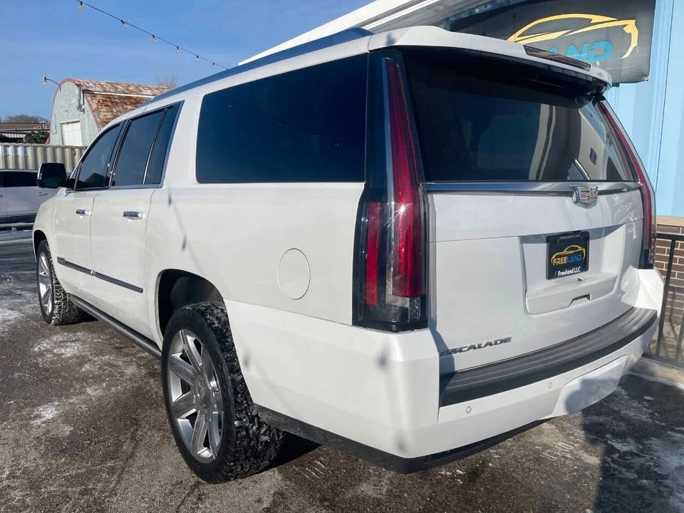 2016 Cadillac Escalade 4th Gen - Image 6 of 19