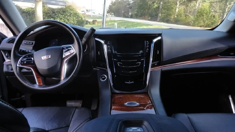 2016 Cadillac Escalade 4th Gen - Image 19 of 20