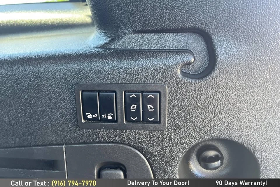 2016 Cadillac Escalade 4th Gen - Image 13 of 20