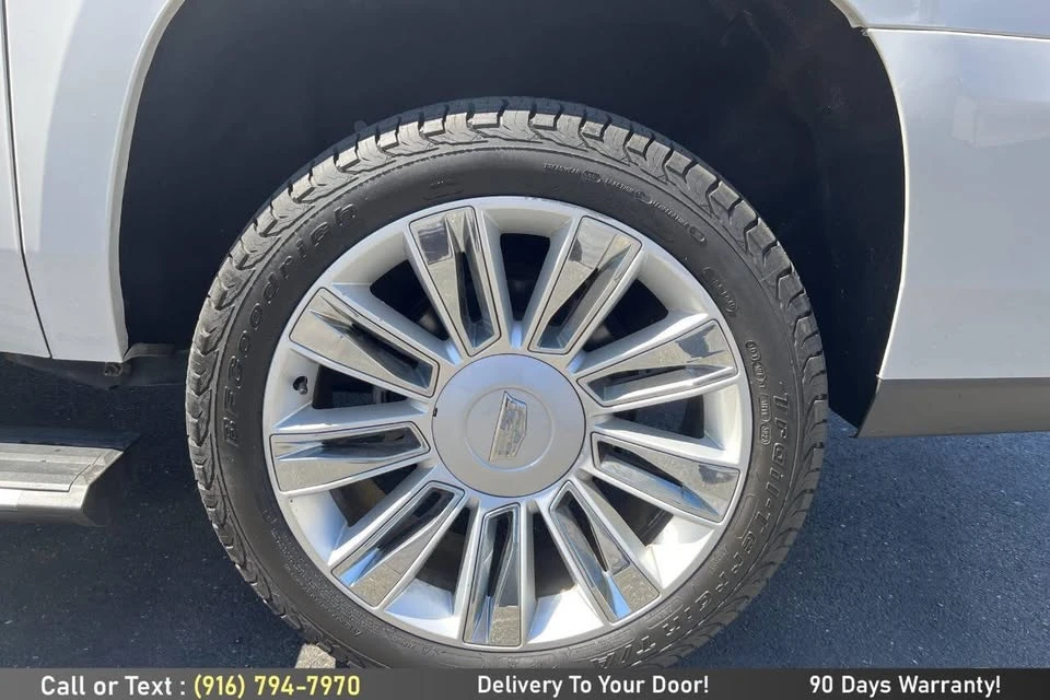 2016 Cadillac Escalade 4th Gen - Image 10 of 20