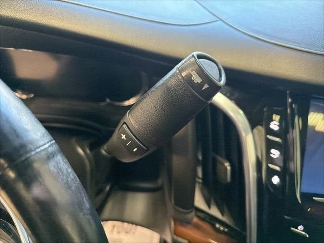 2016 Cadillac Escalade 4th Gen - Image 19 of 20