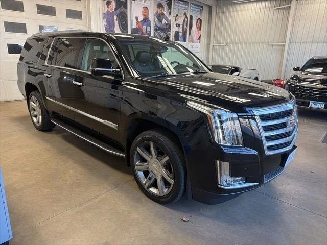 2016 Cadillac Escalade 4th Gen - Image 4 of 20