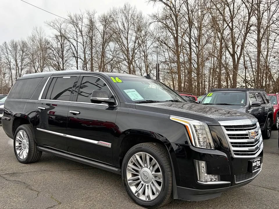 2016 Cadillac Escalade 4th Gen - Image 1 of 20