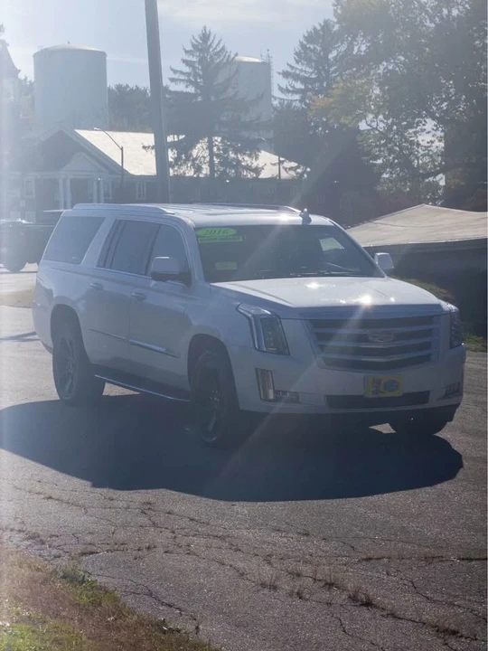 2016 Cadillac Escalade 4th Gen - Image 3 of 17
