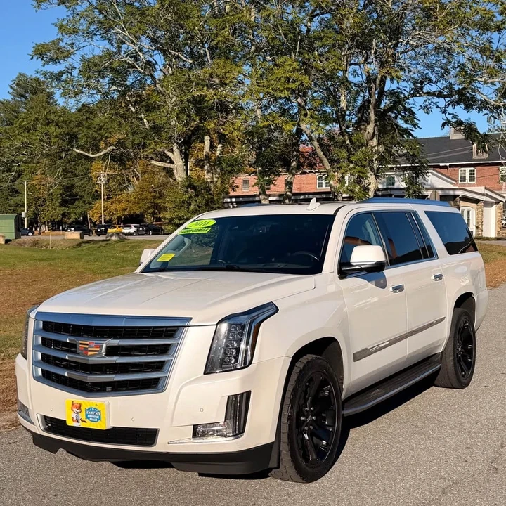 2016 Cadillac Escalade 4th Gen - Image 3 of 19