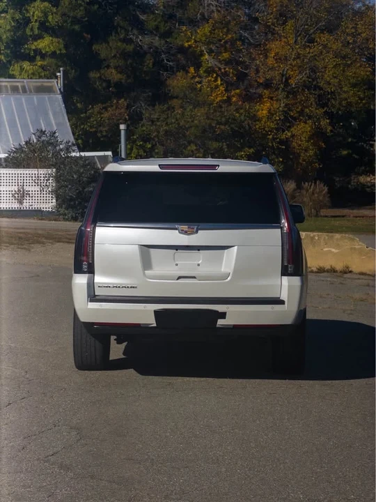 2016 Cadillac Escalade 4th Gen - Image 6 of 17