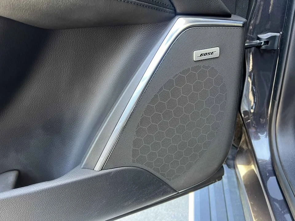 2016 Cadillac Escalade 4th Gen - Image 16 of 20