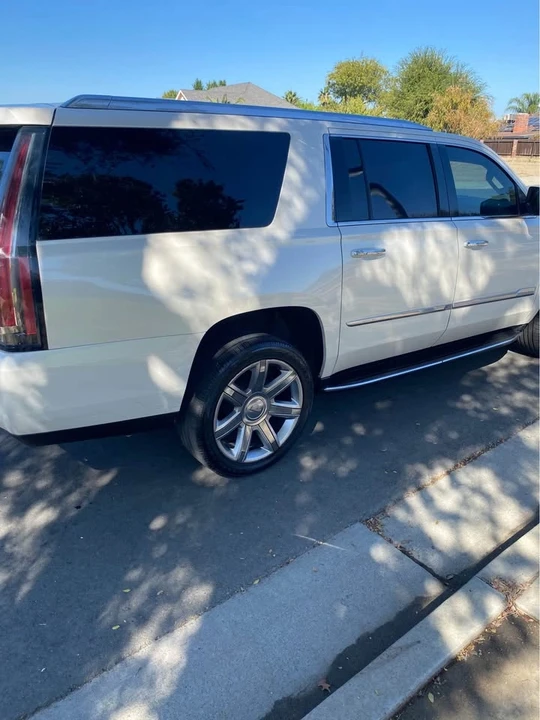 2016 Cadillac Escalade 4th Gen - Image 4 of 16