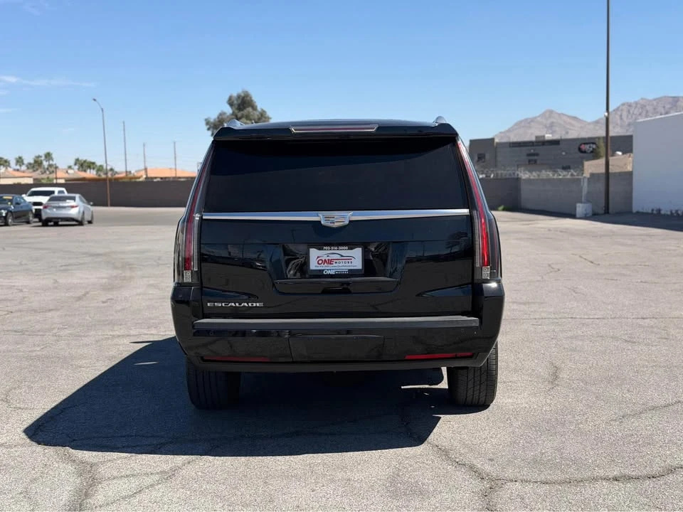 2016 Cadillac Escalade 4th Gen - Image 7 of 15