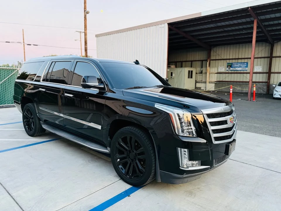 2016 Cadillac Escalade 4th Gen - Image 3 of 18