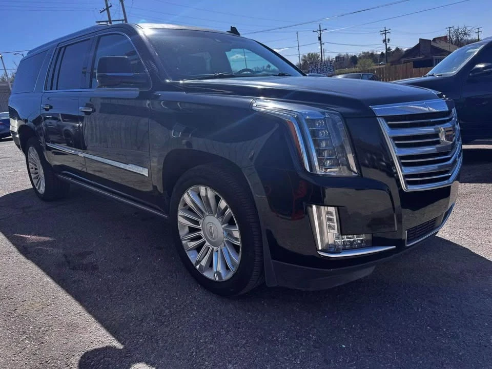 2016 Cadillac Escalade 4th Gen - Image 5 of 13